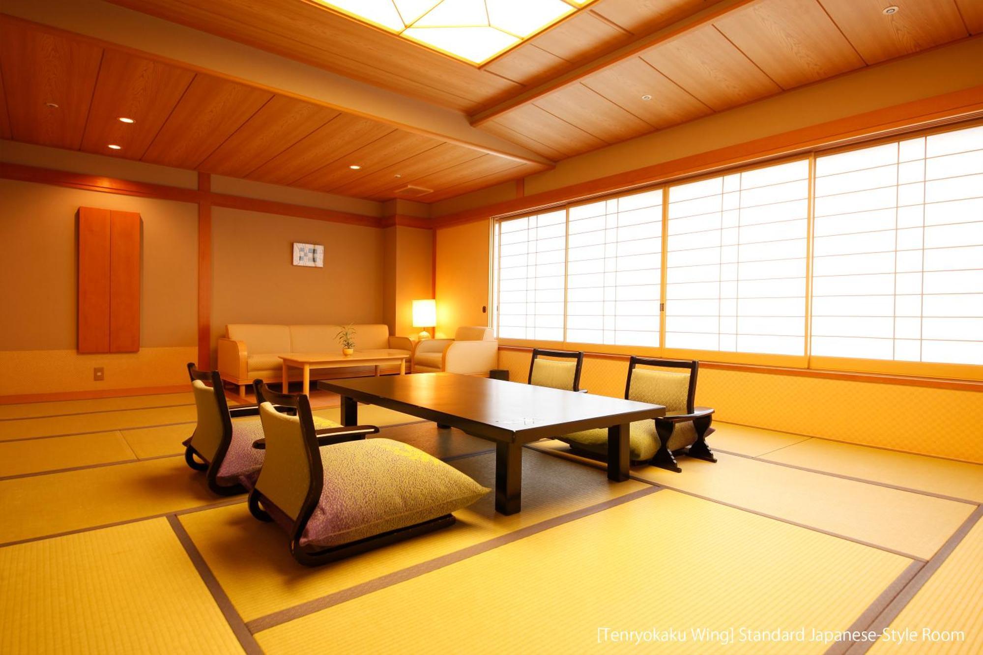 Hida Takayama Onsen Takayama Green Hotel Keio Group Hotels Exterior foto A traditional Japanese room